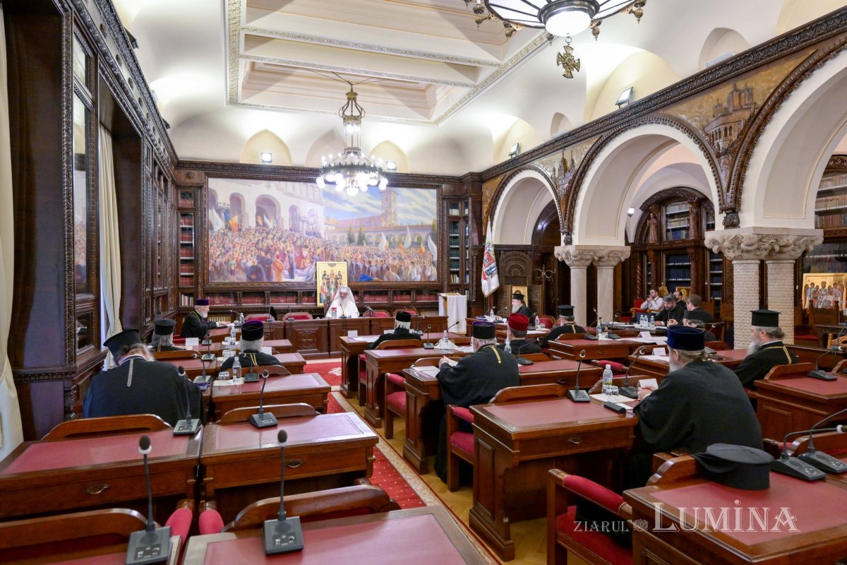 Întrunirea Sinodului Mitropoliei Munteniei și Dobrogei la București 364503