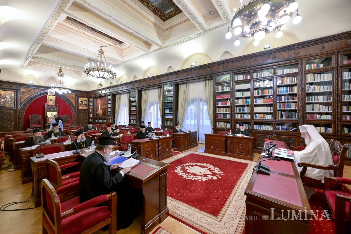 Întrunirea Sinodului Mitropoliei Munteniei și Dobrogei la București 364504