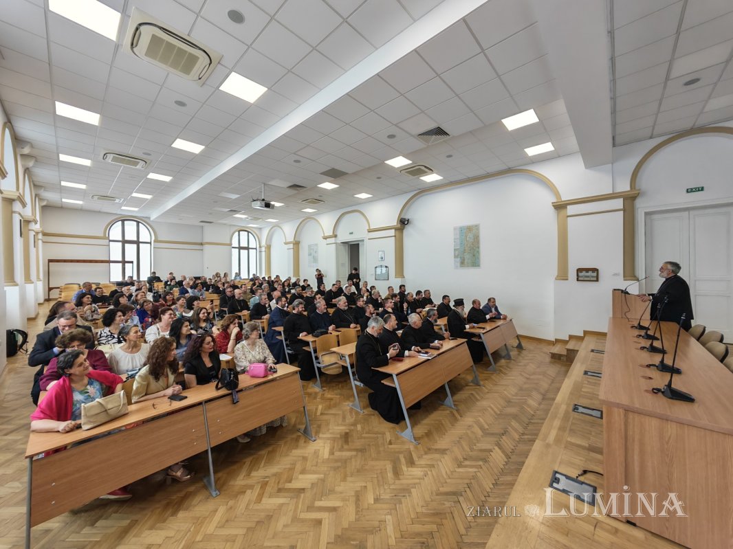 Revederi ale promoțiilor de teologi în Capitală  364666