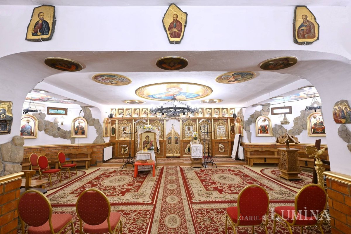 Sclipirile Luminii: Biserica „Sfânta Treime”-Militari din Bucureşti 364709