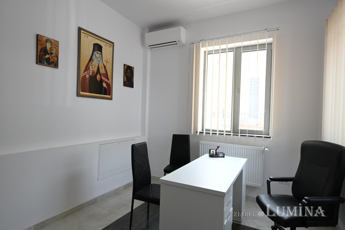 O clinică în care „sfinții sunt cu noi” 364143
