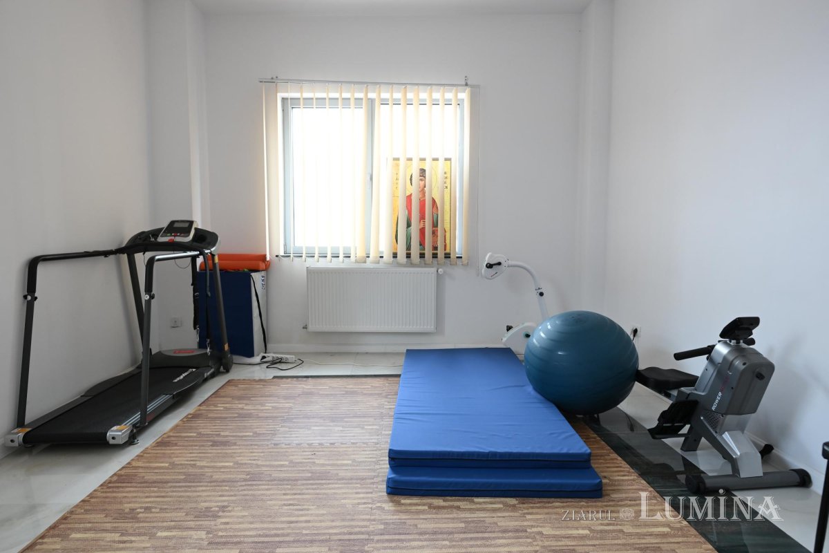 O clinică în care „sfinții sunt cu noi” 364145