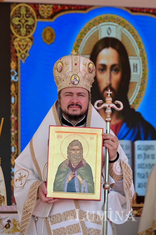 Rugăciune şi înnoire în Parohia Măneciu-Ungureni 365005