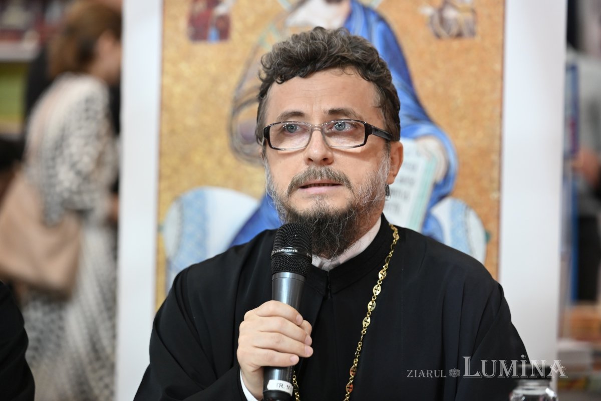 „Să ne întoarcem la scrierile Sfinților Părinți” 365053