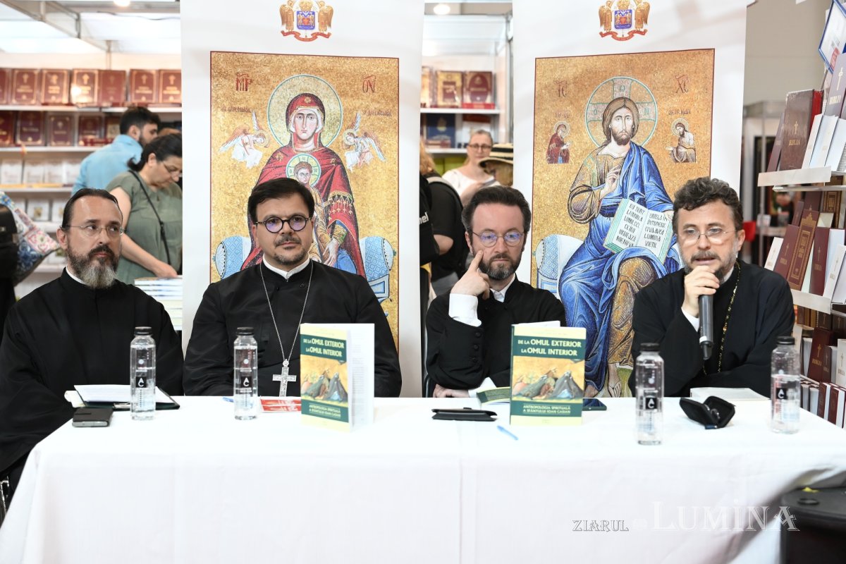 „Să ne întoarcem la scrierile Sfinților Părinți” 365063