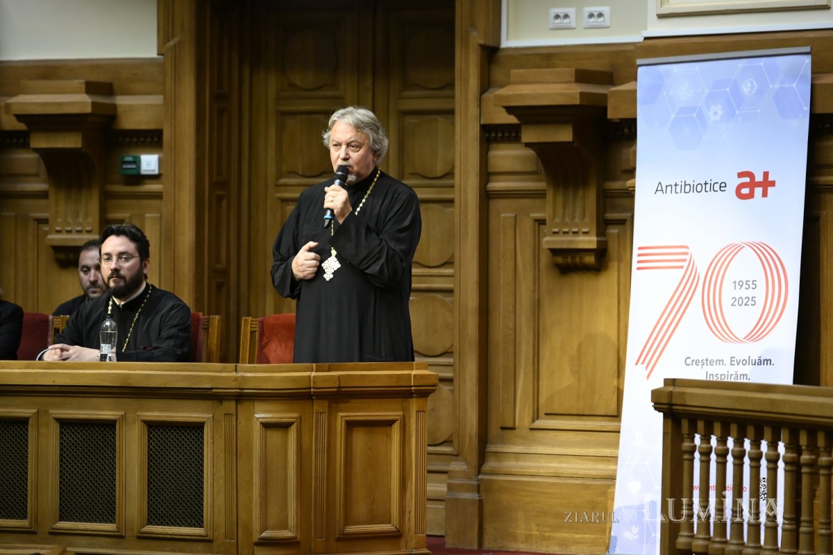 Conferință pe teme medicale și duhovnicești la Palatul Patriarhiei 365317