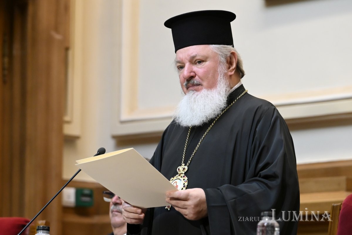 Conferință pe teme medicale și duhovnicești la Palatul Patriarhiei 365321