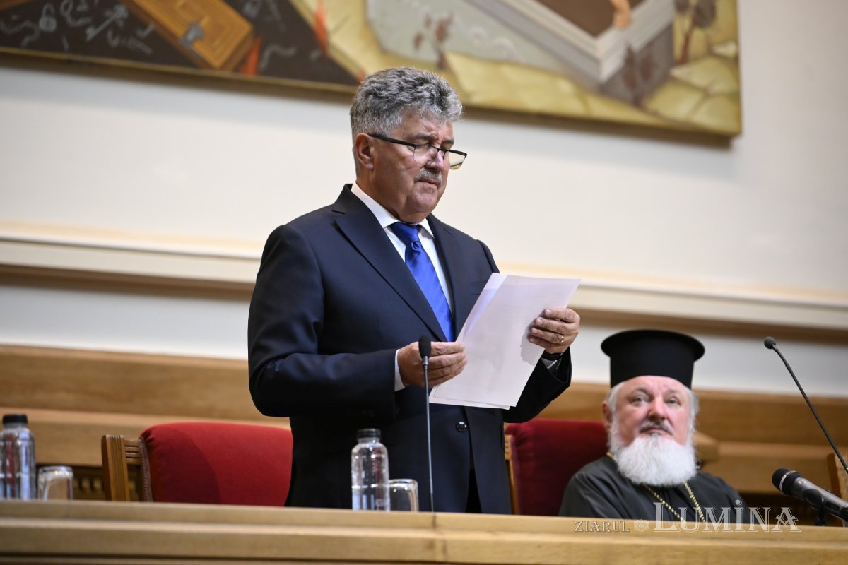 Conferință pe teme medicale și duhovnicești la Palatul Patriarhiei 365329