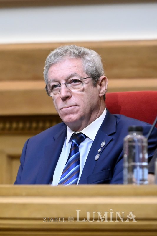 Conferință pe teme medicale și duhovnicești la Palatul Patriarhiei 365334
