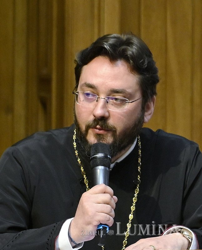 Conferință pe teme medicale și duhovnicești la Palatul Patriarhiei 365353