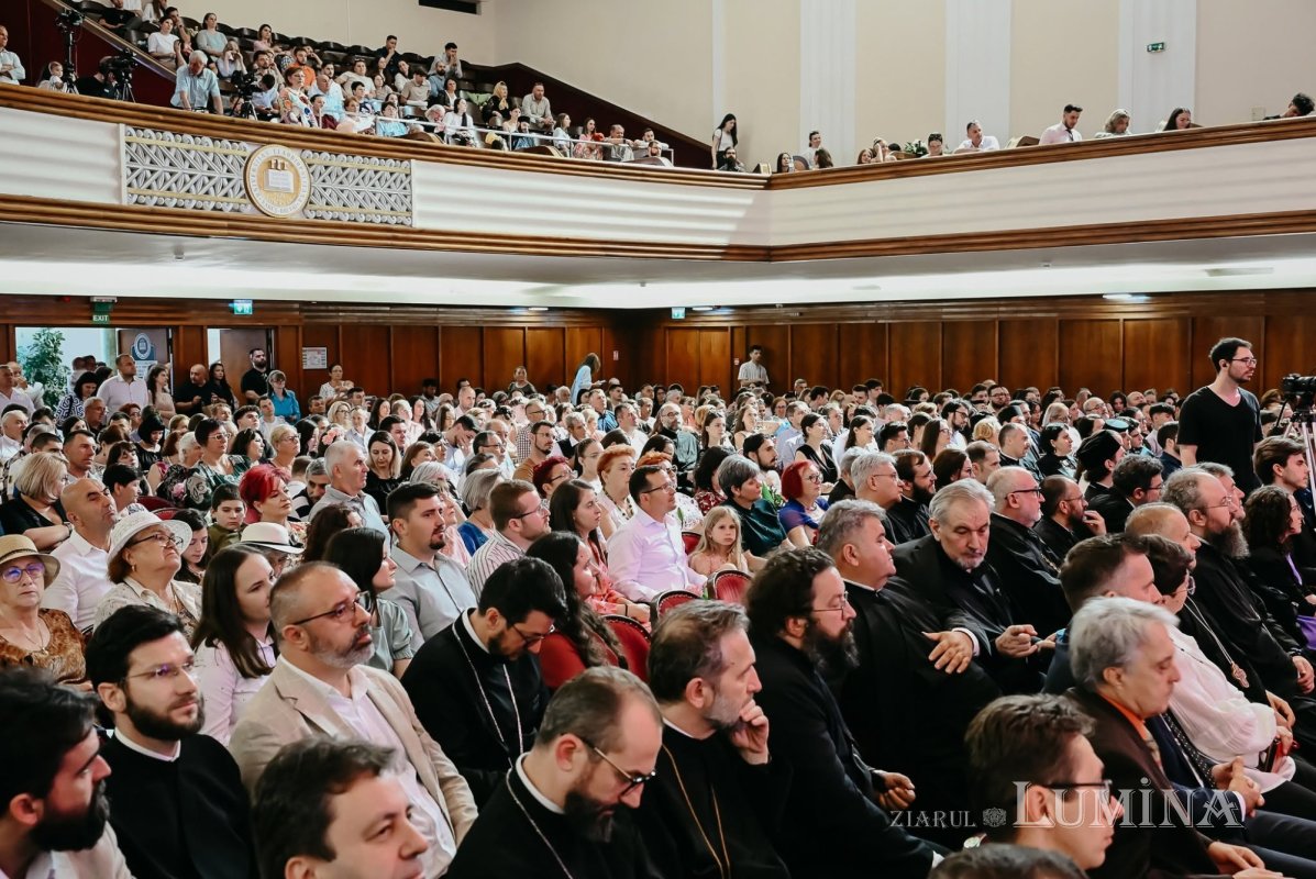 Festivitatea de absolvire la Facultatea de Teologie Ortodoxă din Cluj‑Napoca 365420