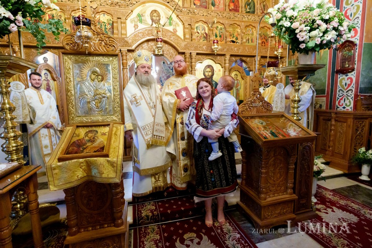 Sărbătoare duhovnicească la mănăstirea ctitorită de Patriarhul Teoctist 365630