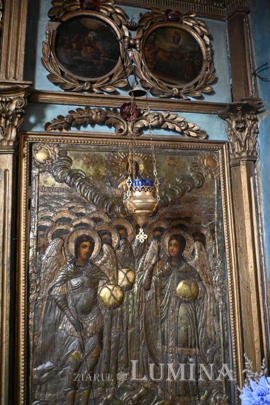 Biserica, polul binelui în comunitatea din Crucea 365805