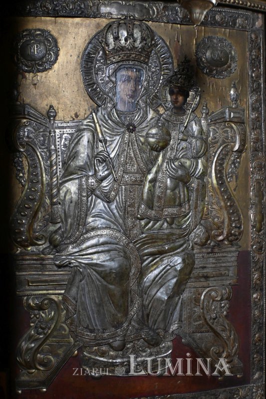 Biserica, polul binelui în comunitatea din Crucea 365807