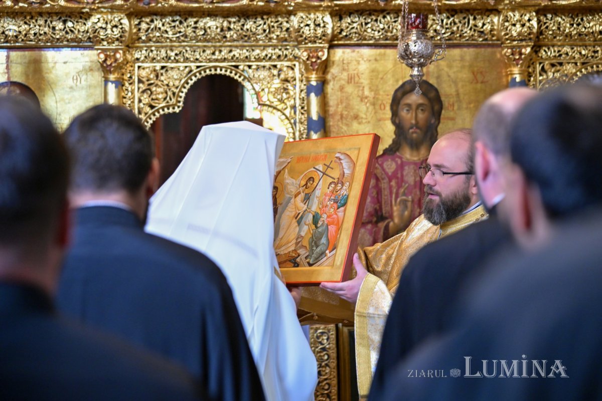 Hirotesii întru duhovnic la paraclisul Reședinței Patriarhale 365901