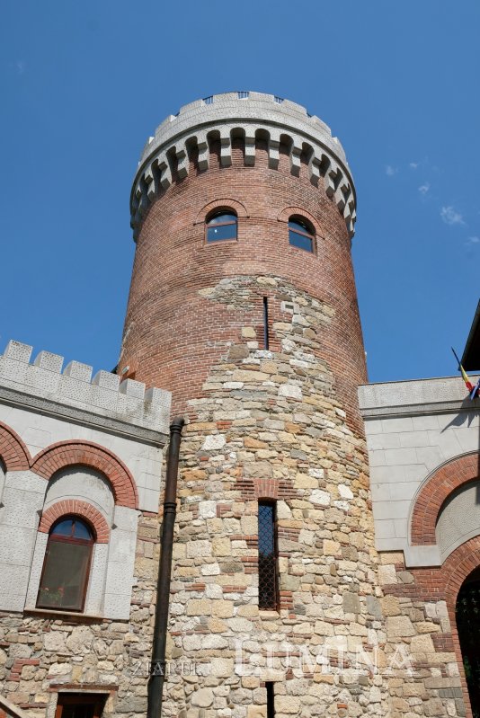 Castelul din București 366122