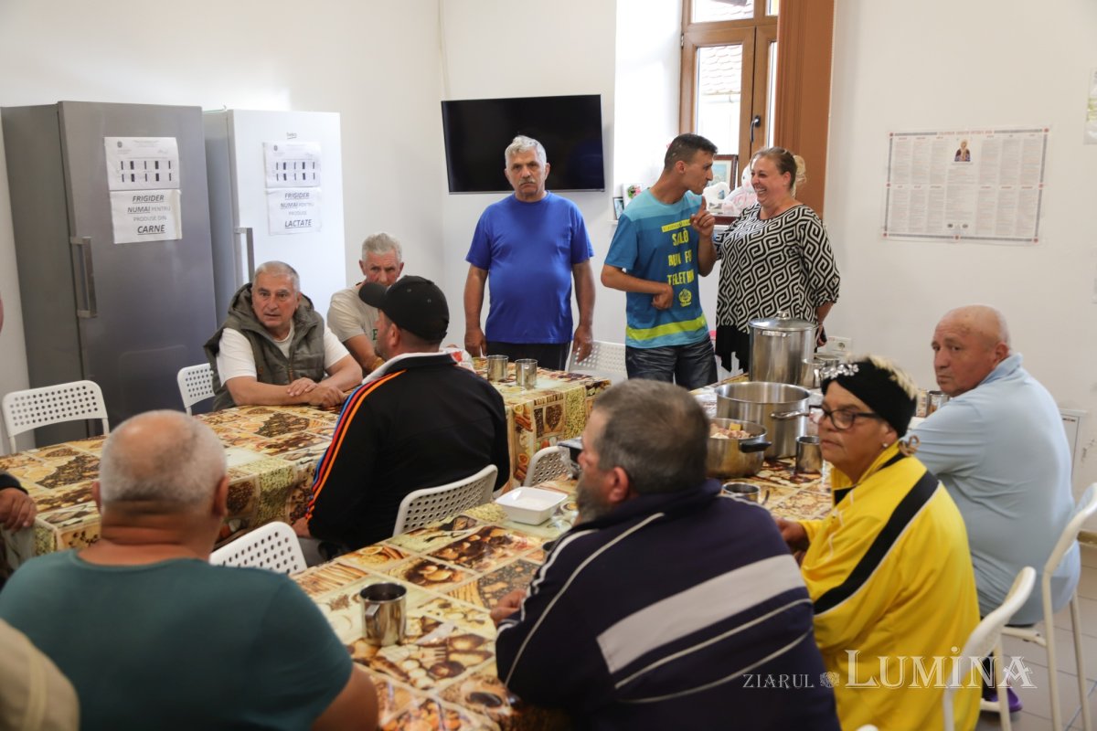 Filantropie şi pastoraţie la Biserica „Sfântul Ioan Botezătorul” din Sibiu 366282
