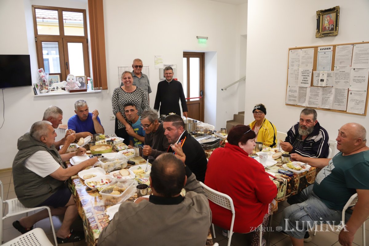 Filantropie şi pastoraţie la Biserica „Sfântul Ioan Botezătorul” din Sibiu 366283