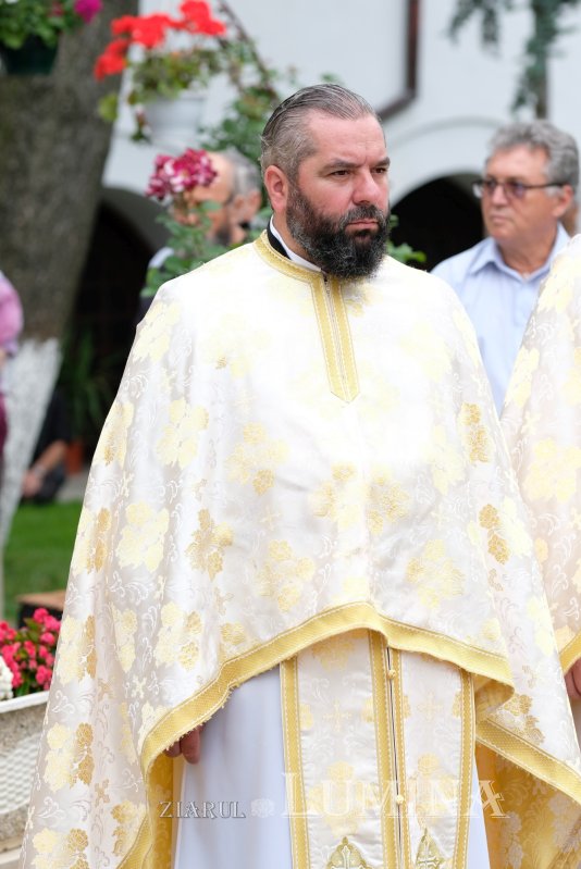 Hramul istoric al Mănăstirii Plumbuita din Capitală 366396