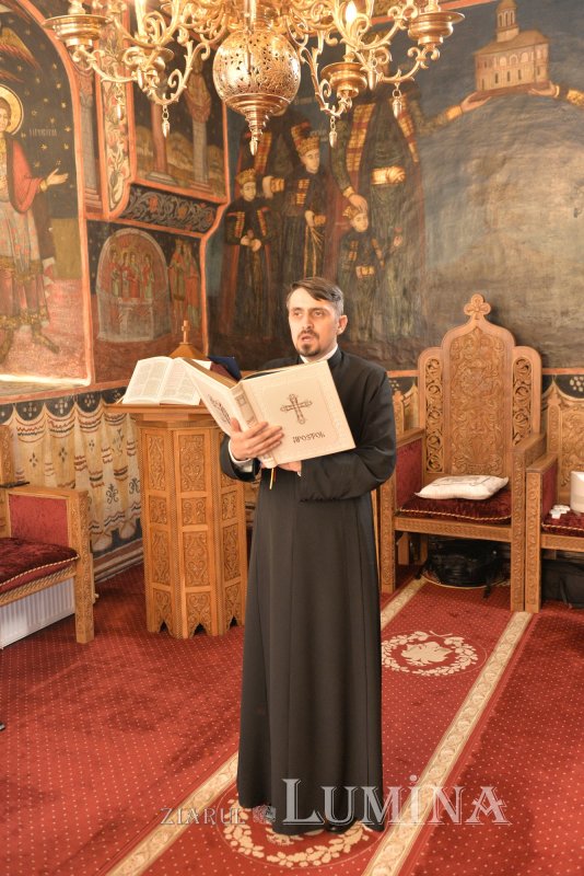 Credința sutaşului în puterea vindecătoare a lui Iisus Hristos 366732
