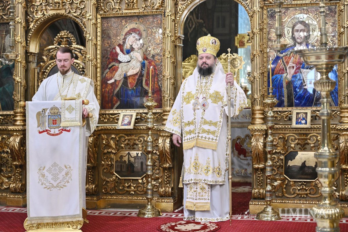 Sfinții Apostoli Petru și Pavel prăznuiți la Catedrala Patriarhală din București 366852
