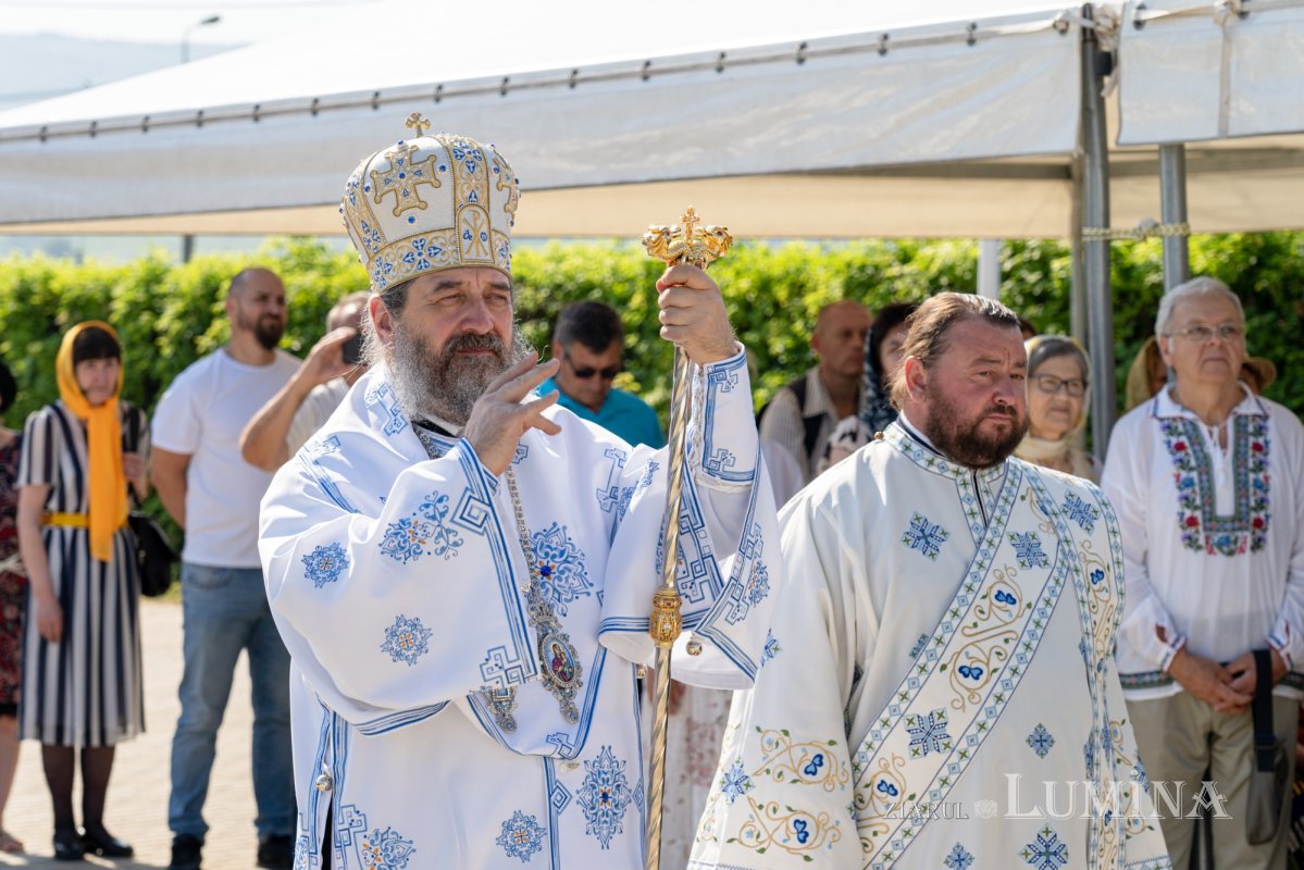 Sfinții Petru și Pavel, cinstiți de ieșeni la Mănăstirea Cetățuia 366875