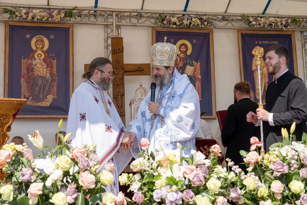 Sfinții Petru și Pavel, cinstiți de ieșeni la Mănăstirea Cetățuia 366878