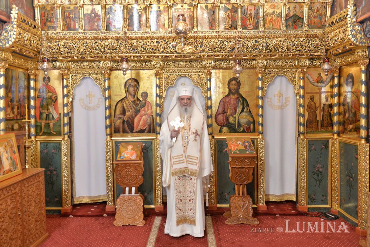 Sfinții Petru și Pavel și iubirea lor față de Hristos și de Biserica Sa 366869