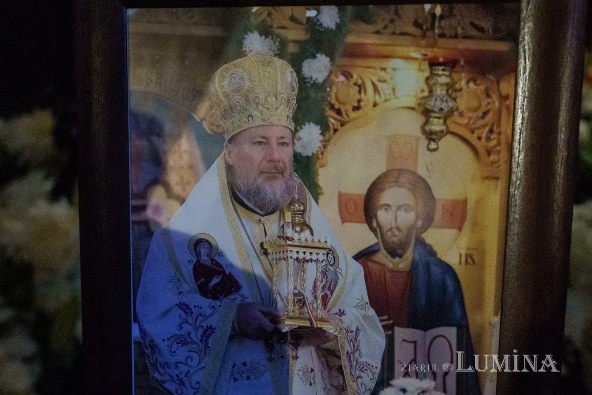 Arhiereul Emilian a fost înmormântat la Mănăstirea Neamț 367143