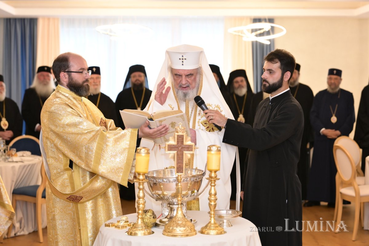 Binecuvântarea Casei „Sărbătoarea” și a Biroului de prezentare a Centrului de tineret „Sfântul Ilie Tesviteanul” 367291