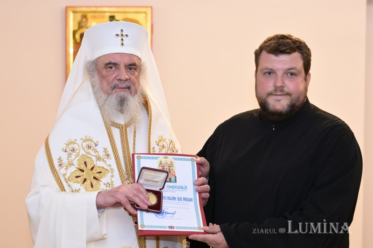 Binecuvântarea Casei „Sărbătoarea” și a Biroului de prezentare a Centrului de tineret „Sfântul Ilie Tesviteanul” 367307