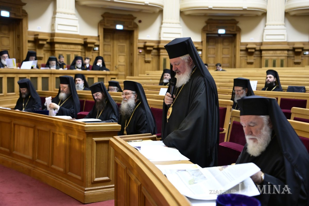 Ședință de lucru a Sfântului Sinod al Bisericii Ortodoxe Române 367384