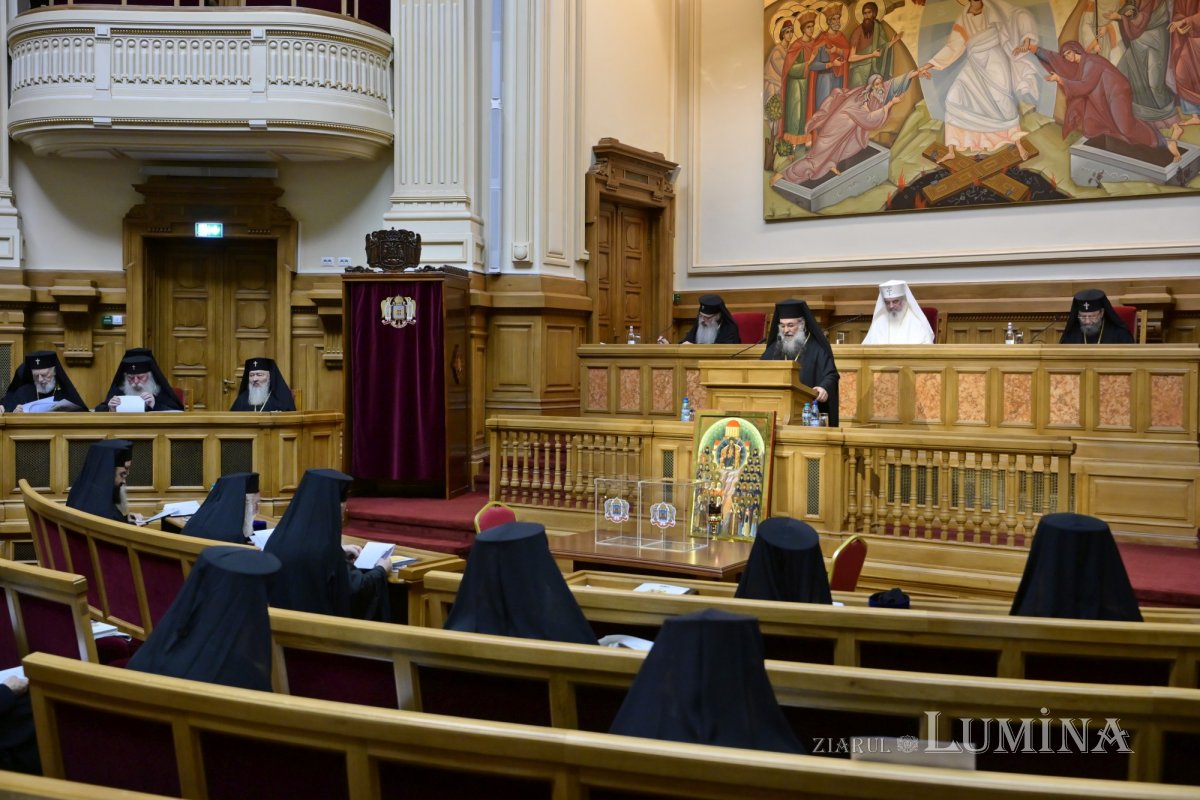 Ședință de lucru a Sfântului Sinod al Bisericii Ortodoxe Române 367387