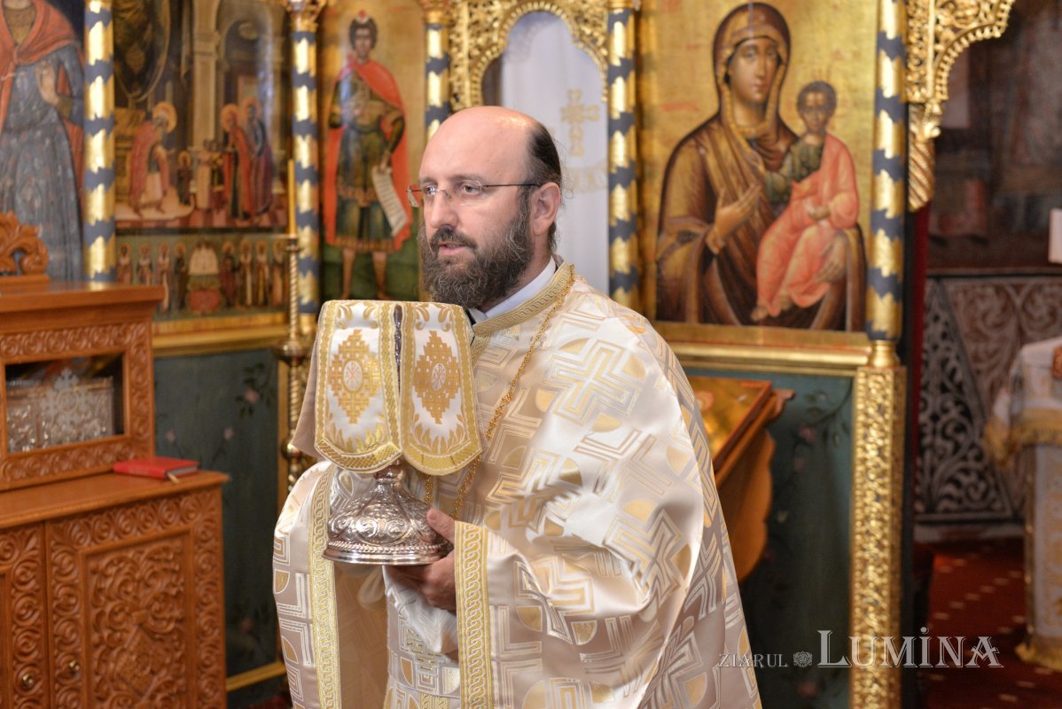 Lucrarea vindecătoare și eliberatoare a lui Hristos continuă în Biserică 367643