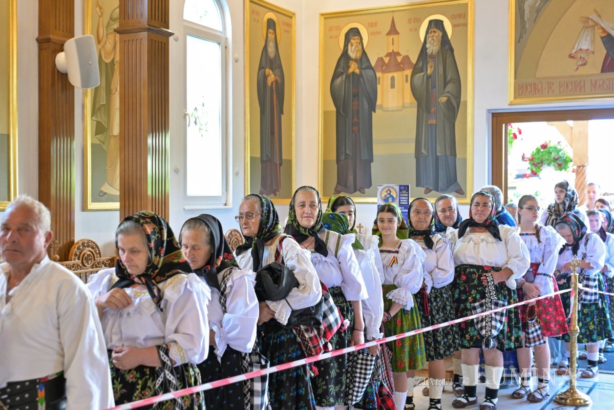 Hramul de vară al Paraclisului Catedralei Naționale din București 368180