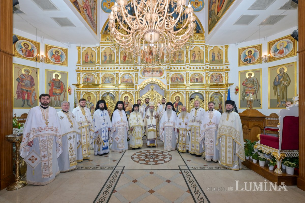 Hramul de vară al Paraclisului Catedralei Naționale din București 368181