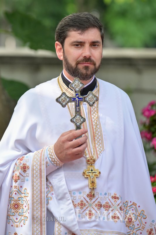Hramul de vară al Paraclisului Catedralei Naționale din București 368198