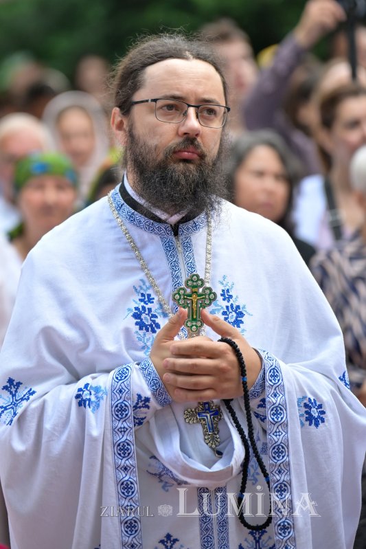 Hramul de vară al Paraclisului Catedralei Naționale din București 368202