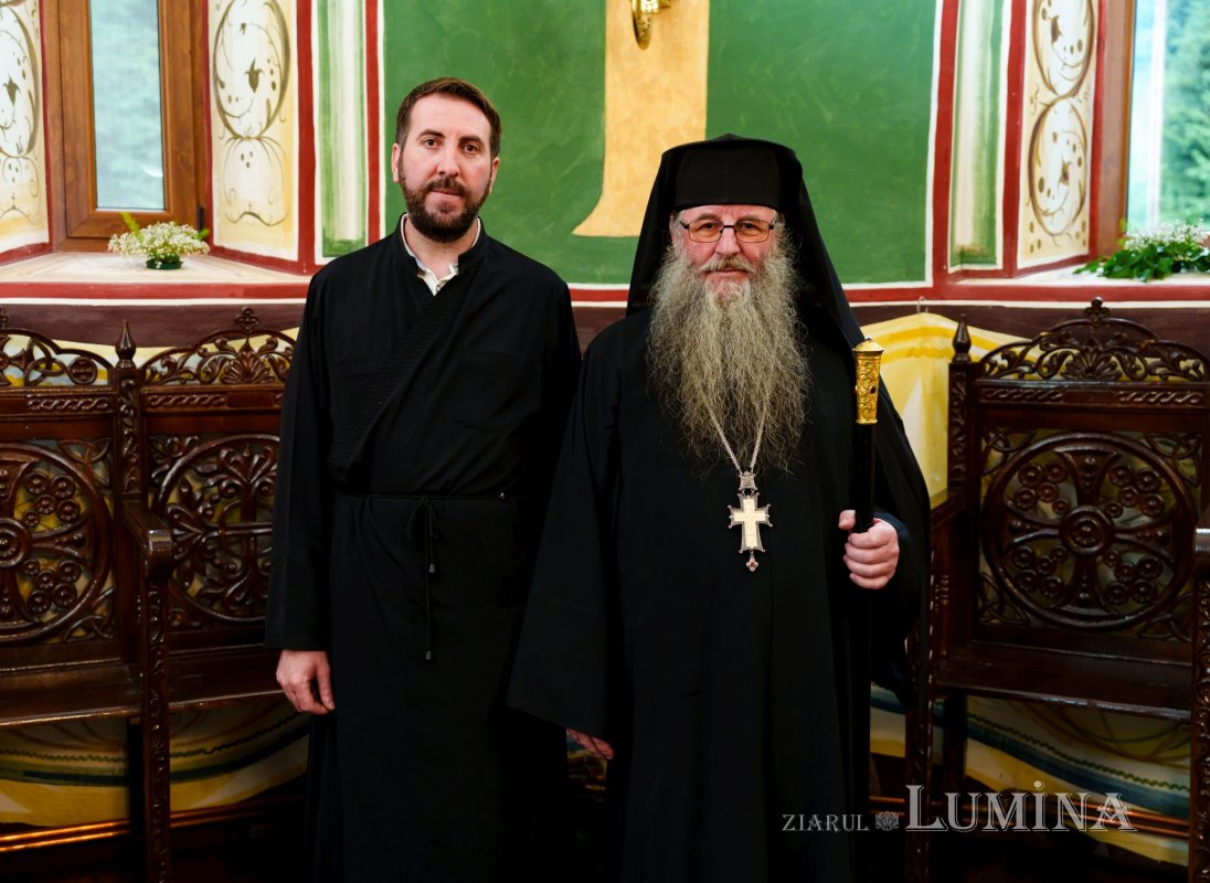Ajutorul Sfântului Ilie Tesviteanul la Mănăstirea de la Paltinul-Piscul Negru 368725