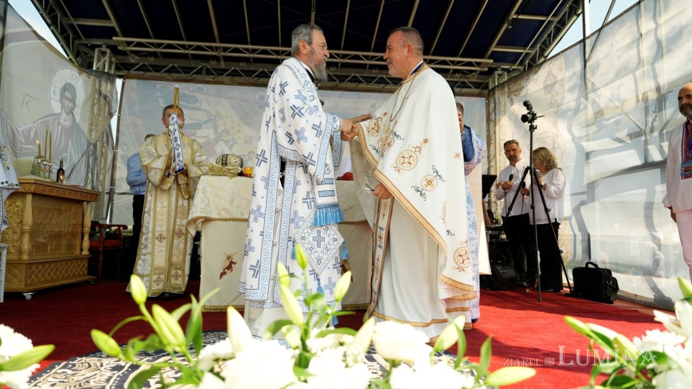 Biserica Parohiei Sânpetru 3, judeţul Braşov, a fost târnosită 368973