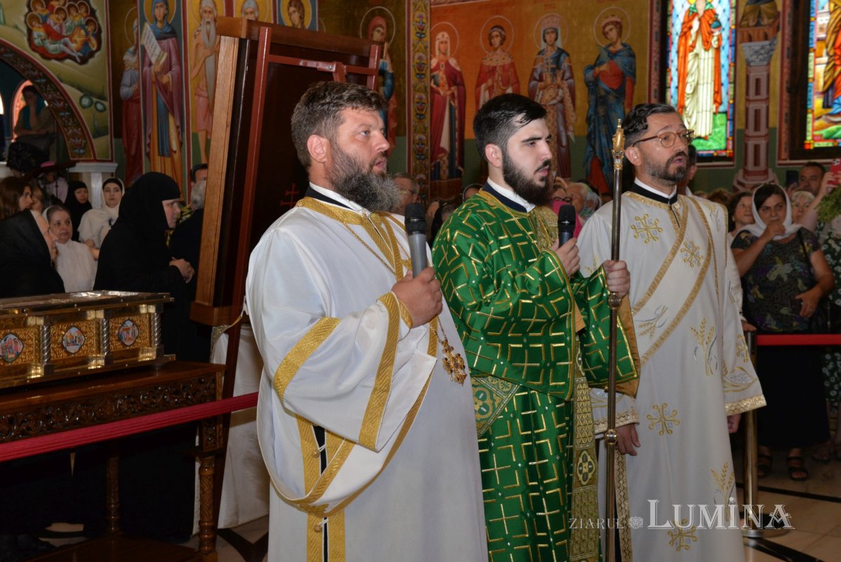 Rugăciune către Sfânta Maria Magdalena la Mănăstirea Pantocrator 369089