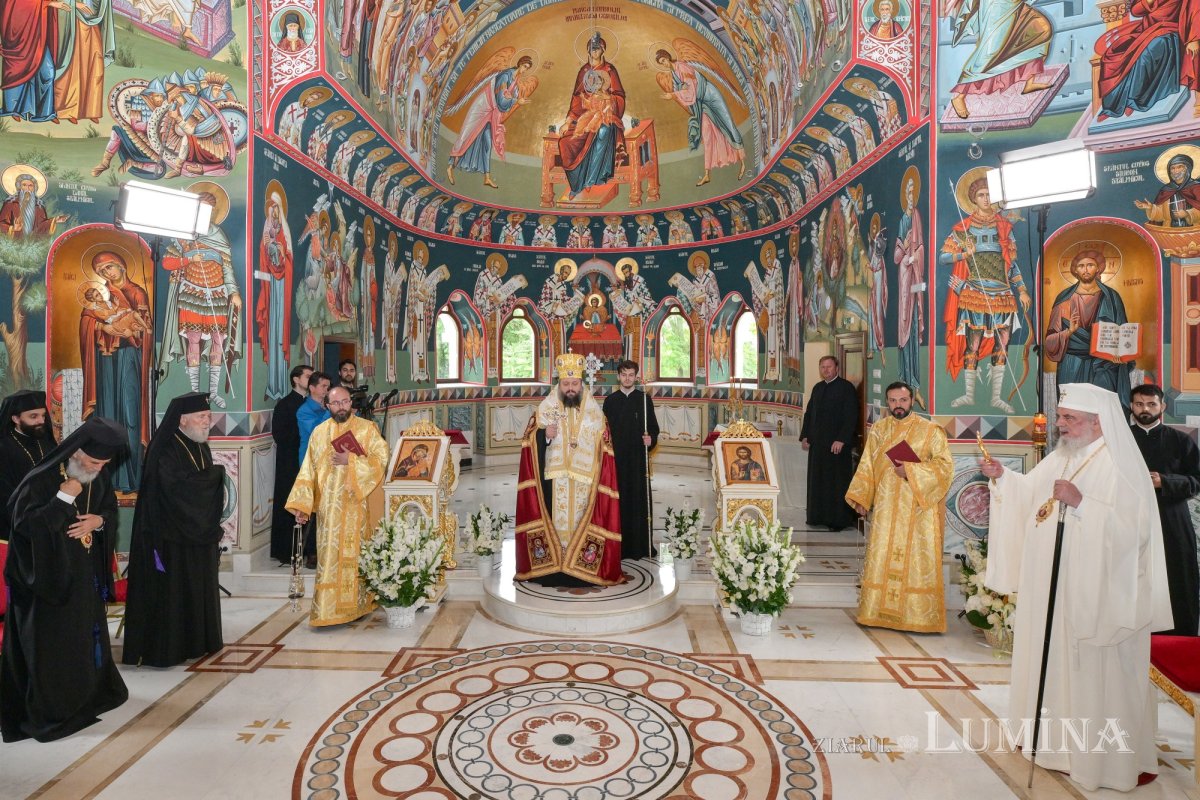 Rugăciune și recunoștință pentru Patriarhul României la 75 de ani 369136
