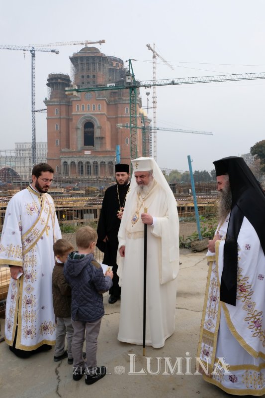 „Slujind spre zidirea Bisericii” - edificarea Catedralei Naționale 369005