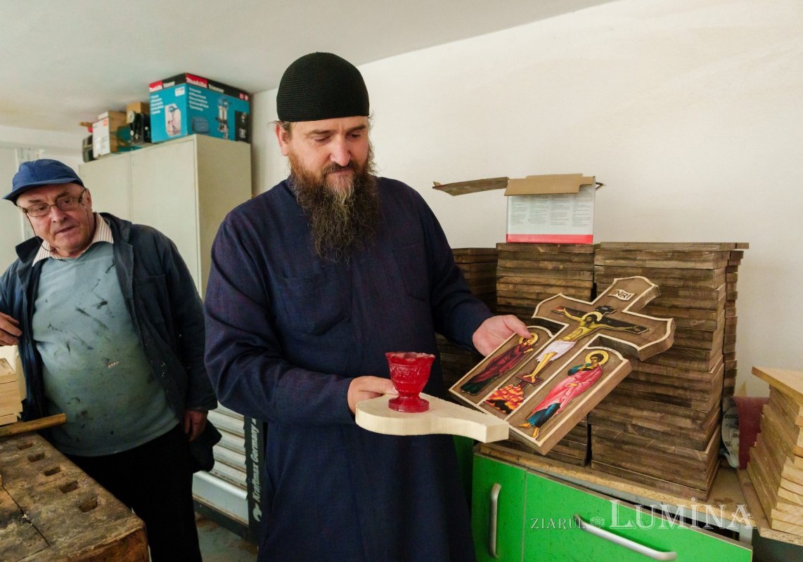 „Călători prin nori” ai Sfântului Pantelimon 369318