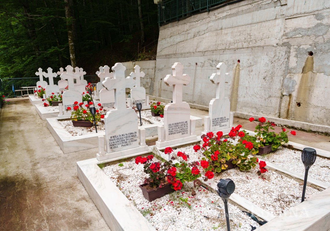 „Călători prin nori” ai Sfântului Pantelimon 369320