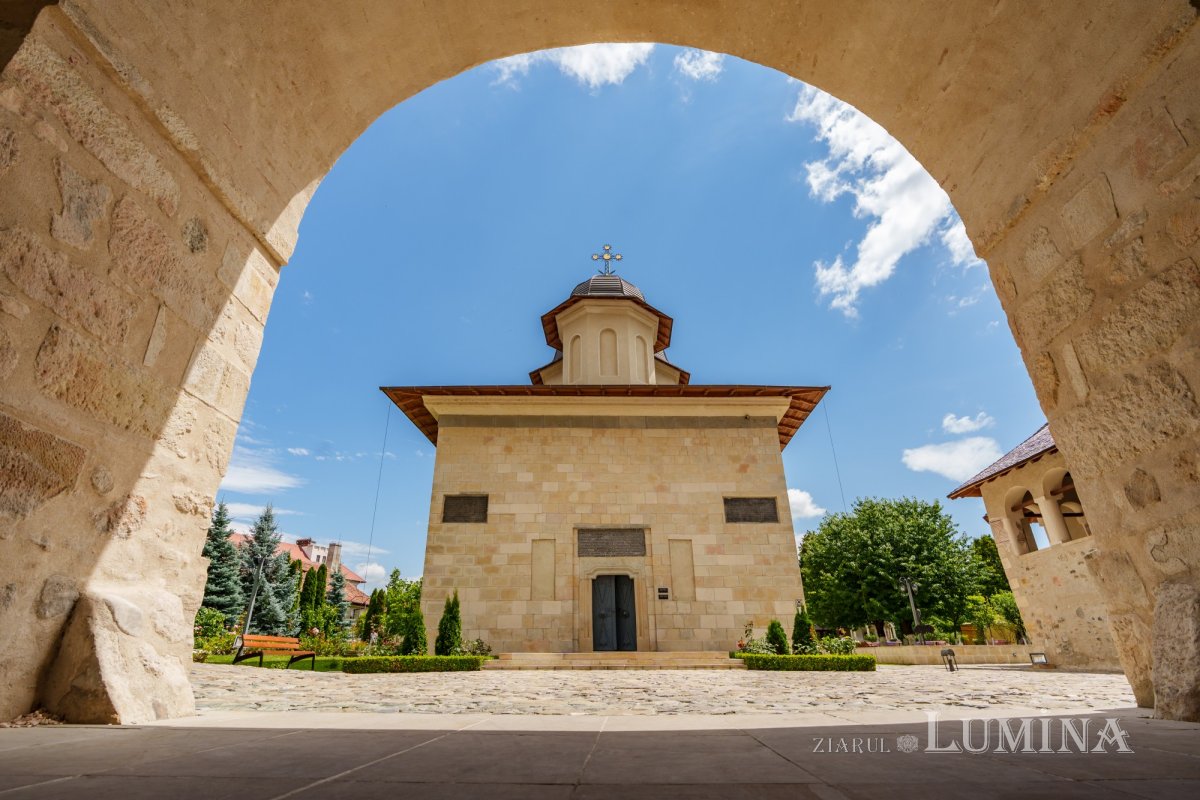 Lucrarea Sfântului Cuvios Ioanichie în cetatea Câmpulungului 369547