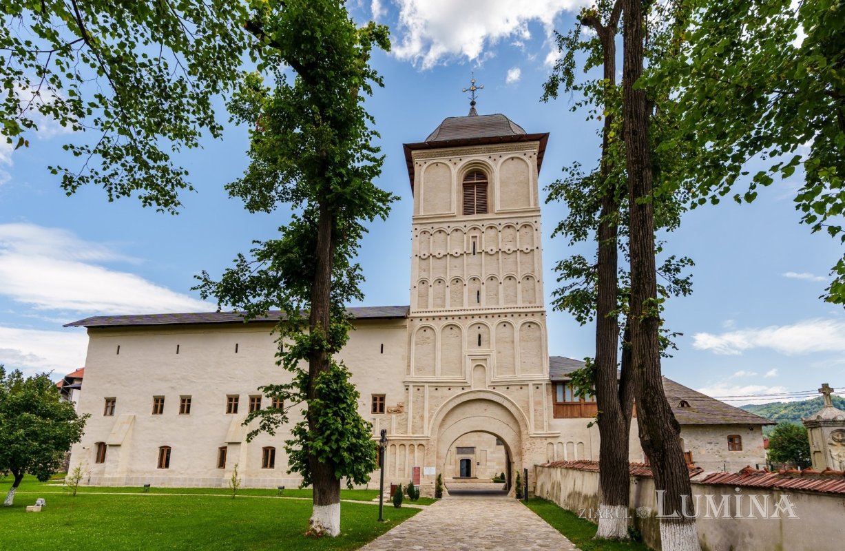 Lucrarea Sfântului Cuvios Ioanichie în cetatea Câmpulungului 369585
