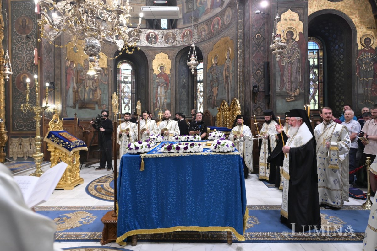 Prohodul Maicii Domnului pe Colina Patriarhiei 370838