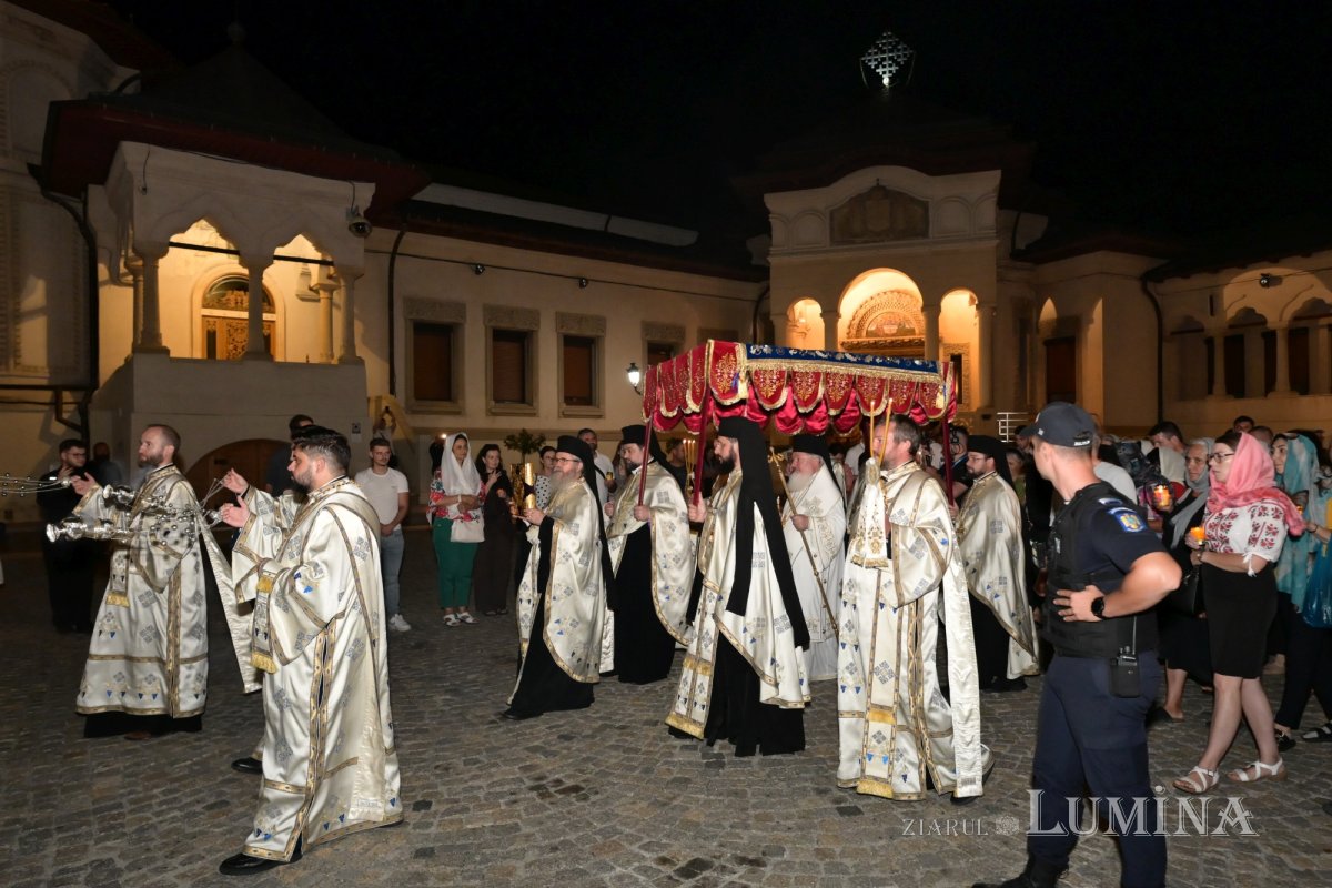 Prohodul Maicii Domnului pe Colina Patriarhiei 370859