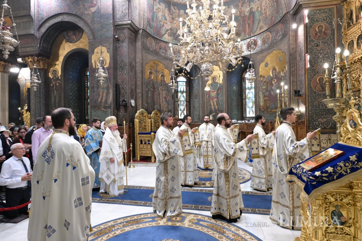 Praznicul Adormirii Maicii Domnului la Catedrala Patriarhală 370907